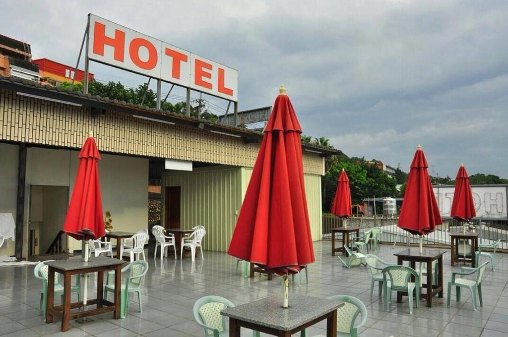 Puti Commercial Hotel Лонгтан Экстерьер фото