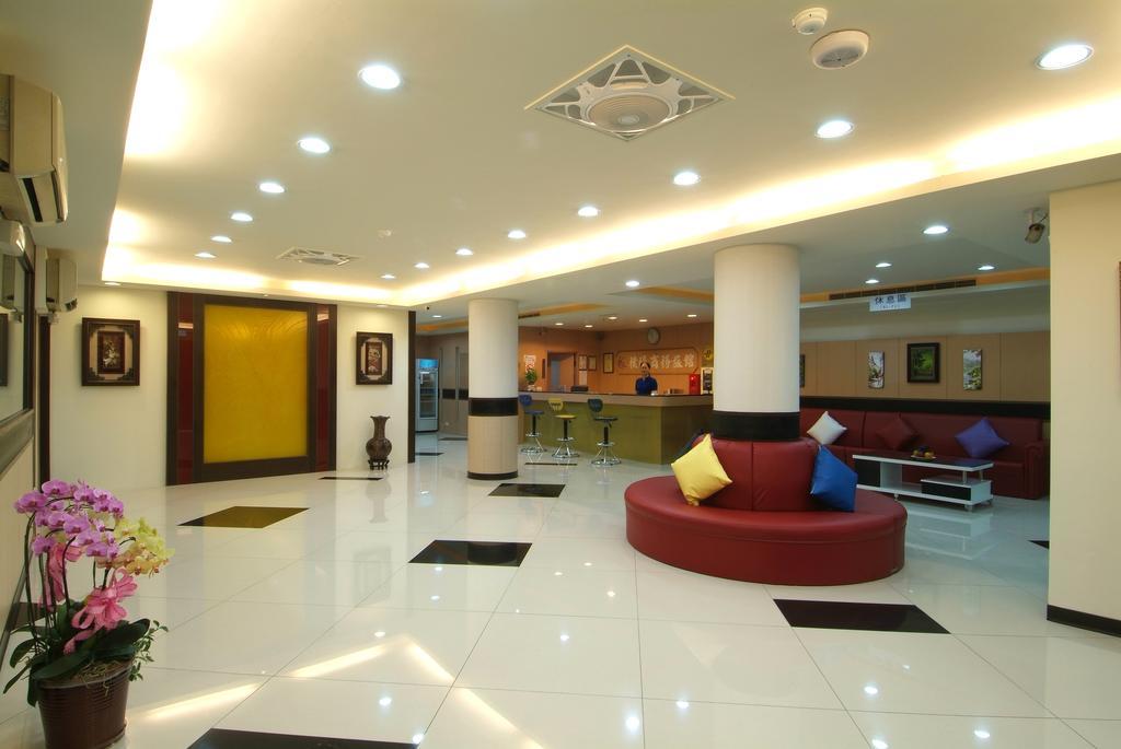 Puti Commercial Hotel Лонгтан Экстерьер фото