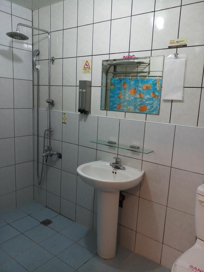 Puti Commercial Hotel Лонгтан Экстерьер фото